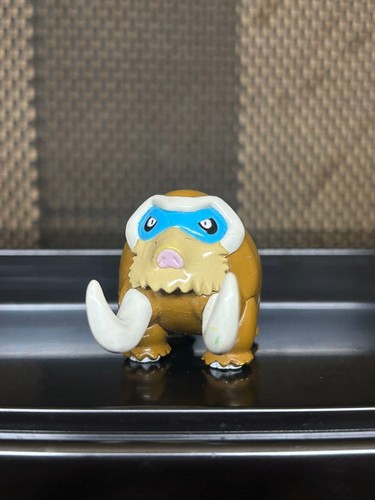 Personaggio pokémon moncolle - personaggio,